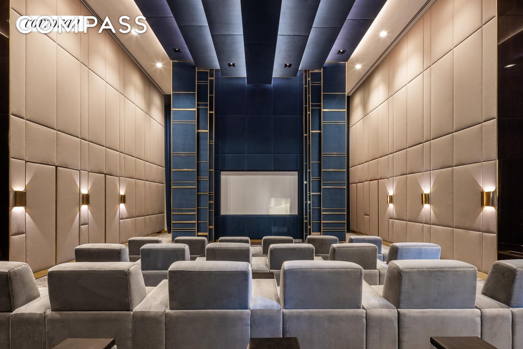 #18 photo, New York City, Midtown , NY 10019