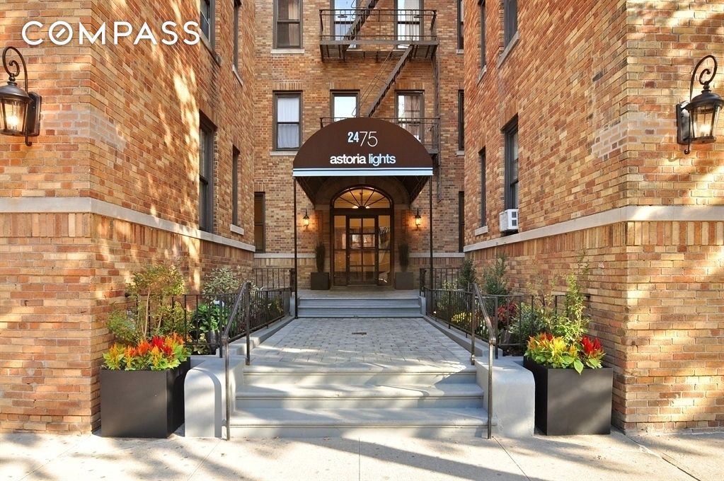 #15 photo, 24-75 38th Street, Astoria , NY 11103