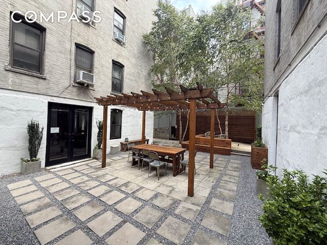 #16 photo, 24-75 38th Street, Astoria , NY 11103