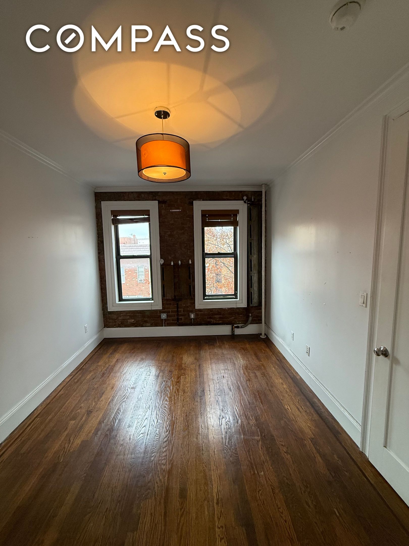 #21 photo, 24-75 38th Street, Astoria , NY 11103