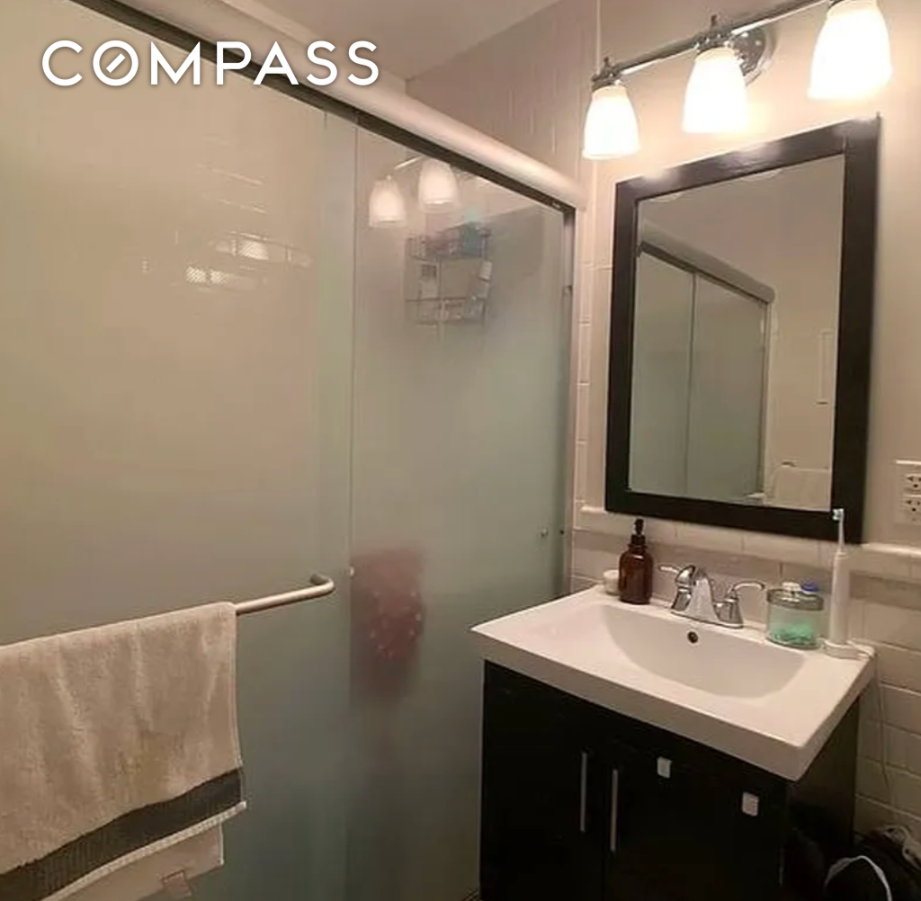 #4 photo, 25 Hamilton Terrace, Hamilton Heights , NY 10031