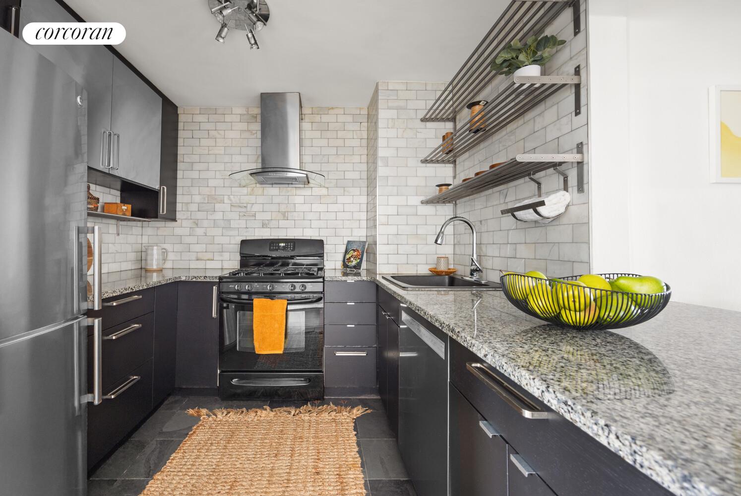 #4 photo, 400 E 17TH Street, 브루클린 Ditmas Park , NY 11226