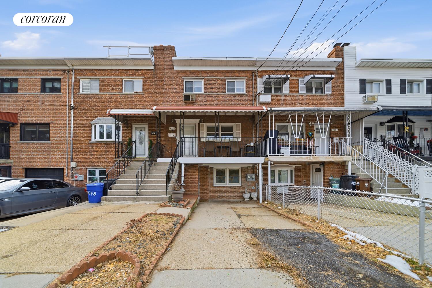 #1 photo, 4246 E TREMONT Avenue, Throgs Neck , NY 10465