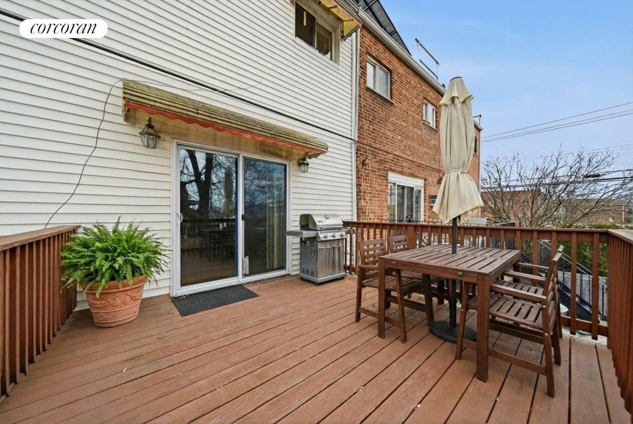 #10 photo, 4246 E TREMONT Avenue, Throgs Neck , NY 10465