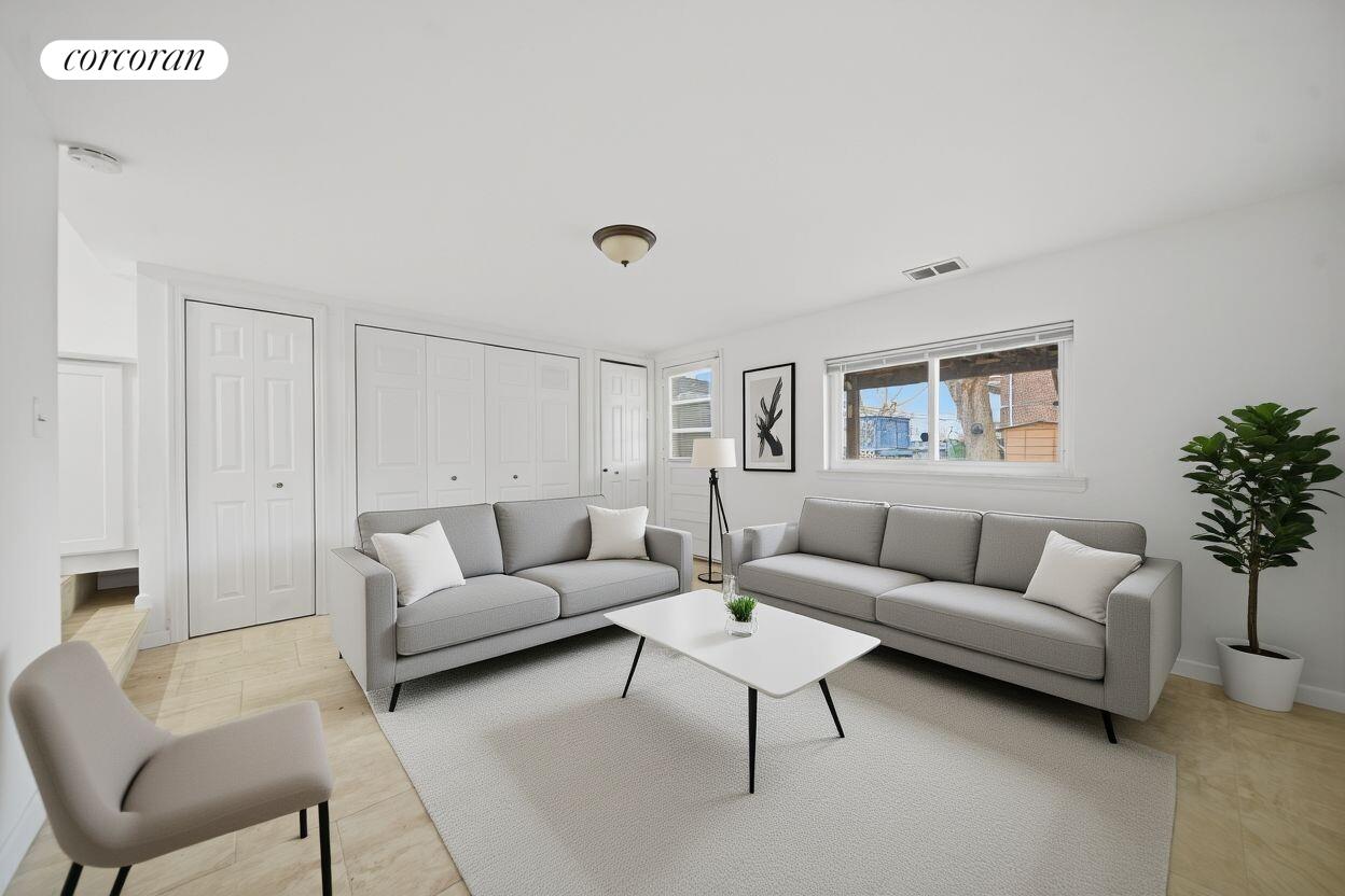 #19 photo, 4246 E TREMONT Avenue, Throgs Neck , NY 10465