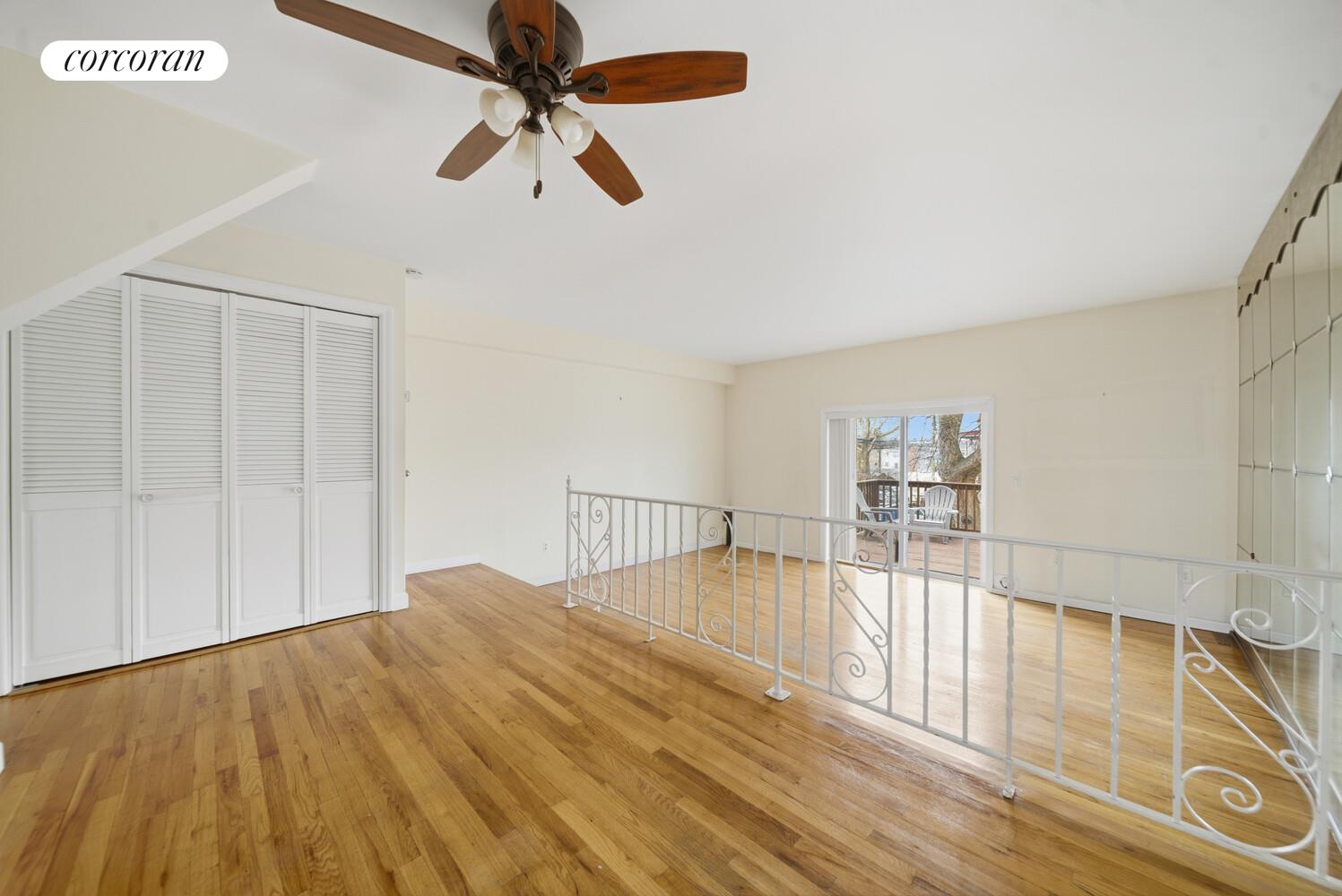 #9 photo, 4246 E TREMONT Avenue, Throgs Neck , NY 10465