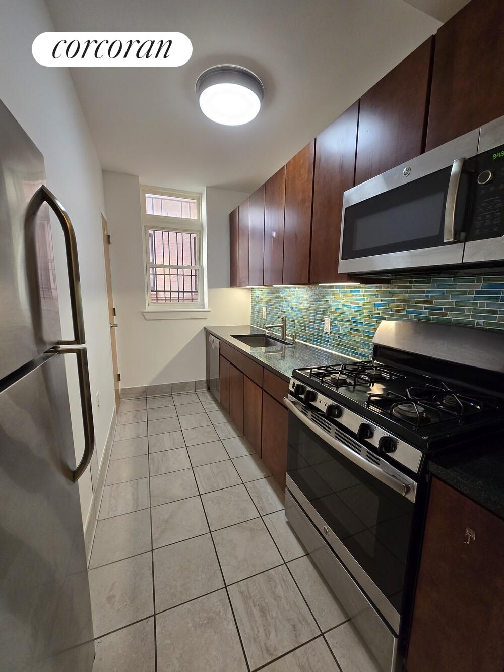 #5 photo, 70 W 139TH Street, Central Harlem , NY 10037