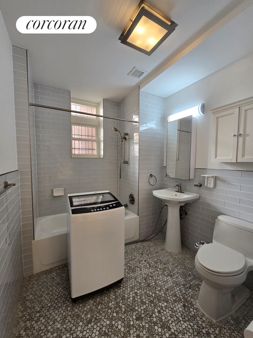 #6 photo, 70 W 139TH Street, Central Harlem , NY 10037