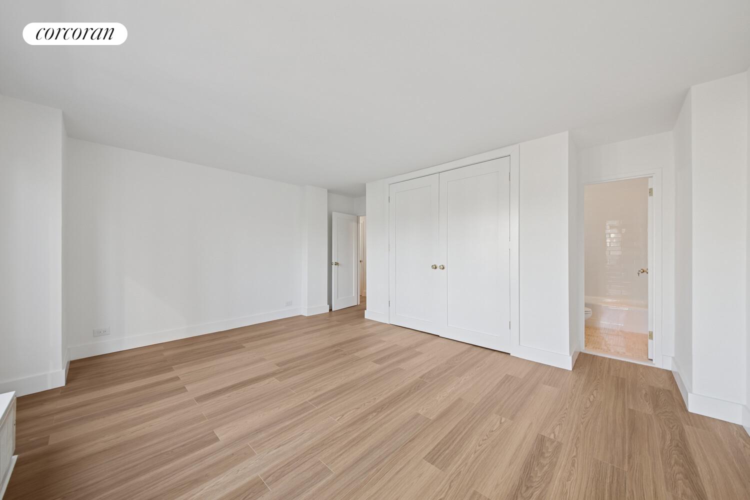 #11 photo, New York City, Yorkville , NY 10128