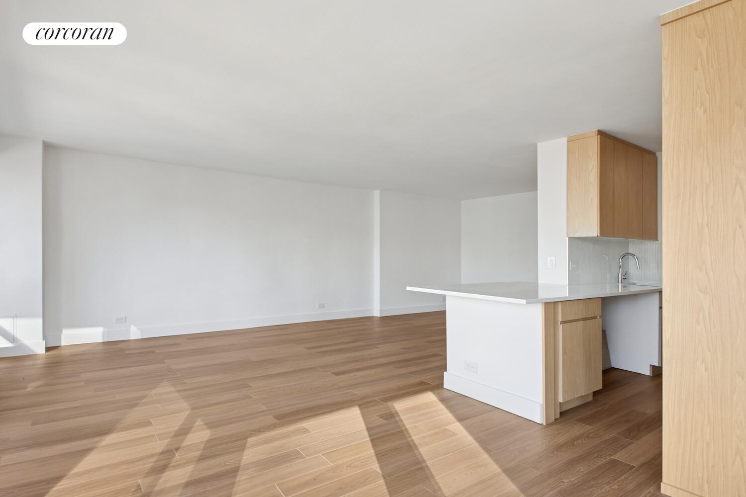 #6 photo, New York City, Yorkville , NY 10128