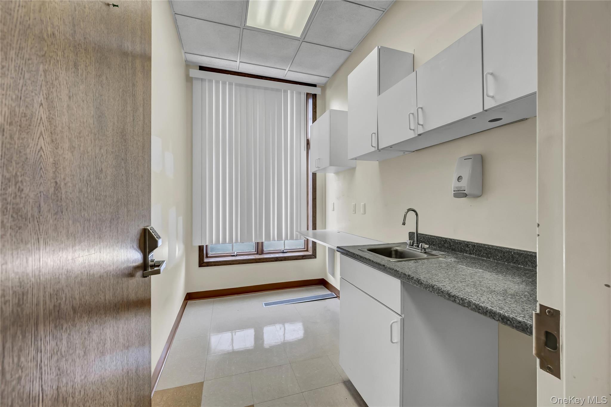 #10 photo, 48 Route 6, Yorktown Heights , NY 10598