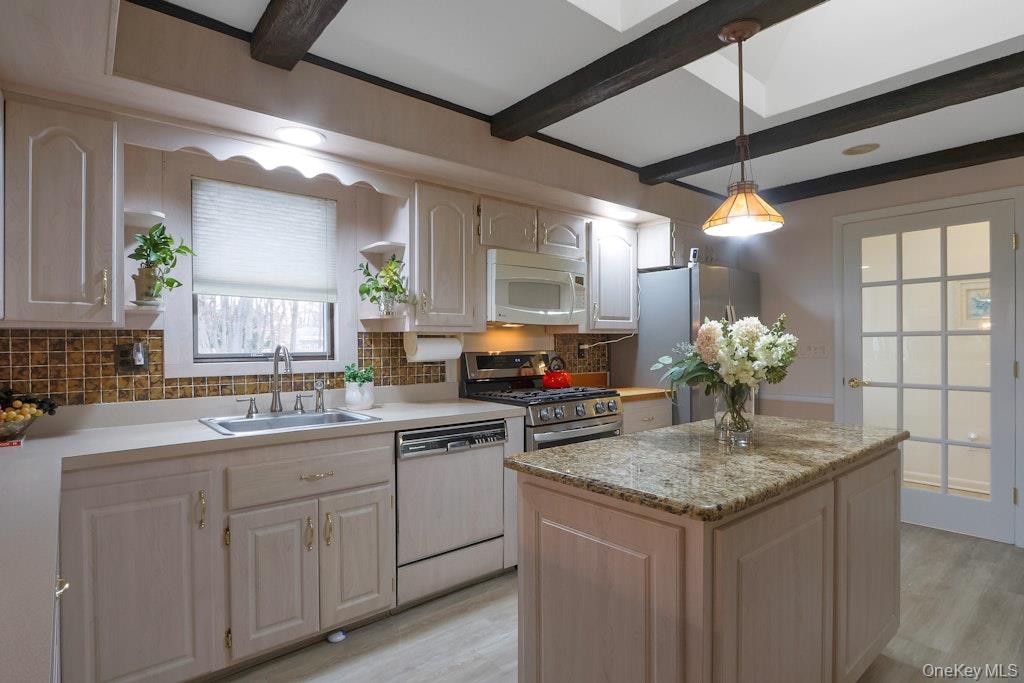 #8 photo, 2 Milich Lane, New City , NY 10956