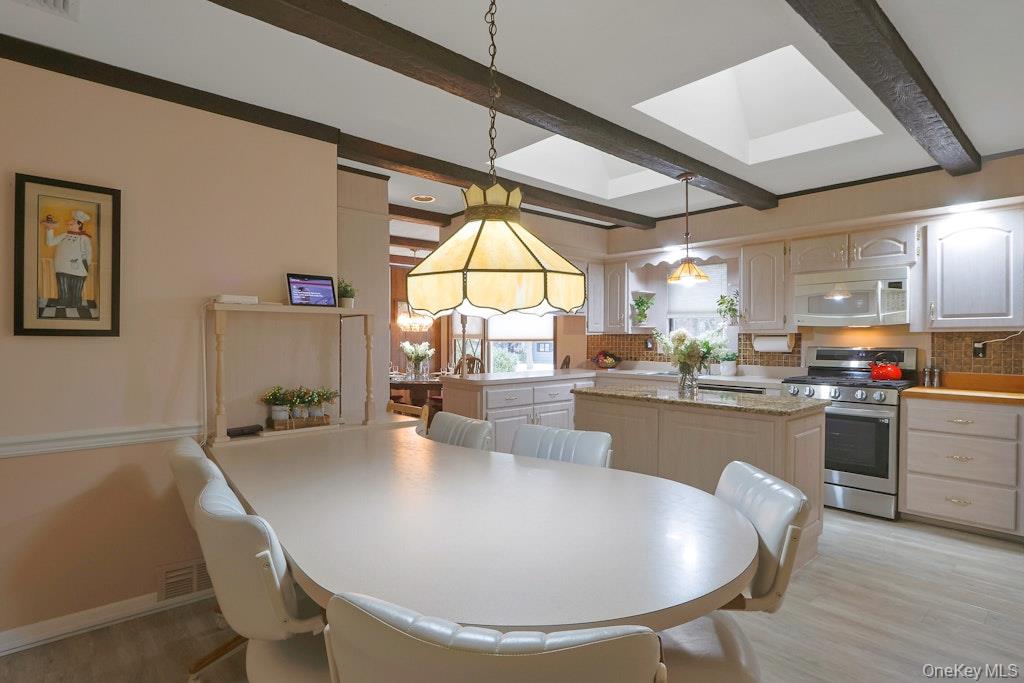 #9 photo, 2 Milich Lane, New City , NY 10956