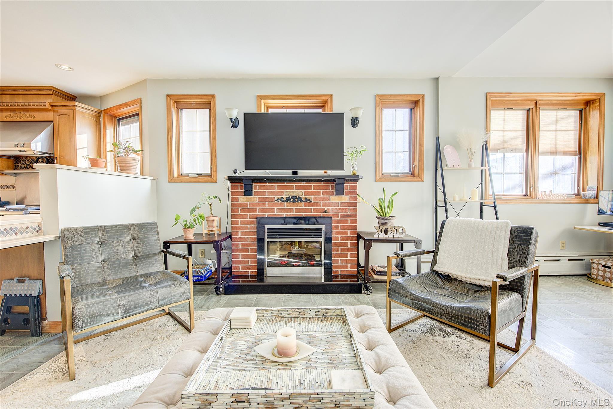 #3 photo, 66-71 74th Street, Middle Village , NY 11379