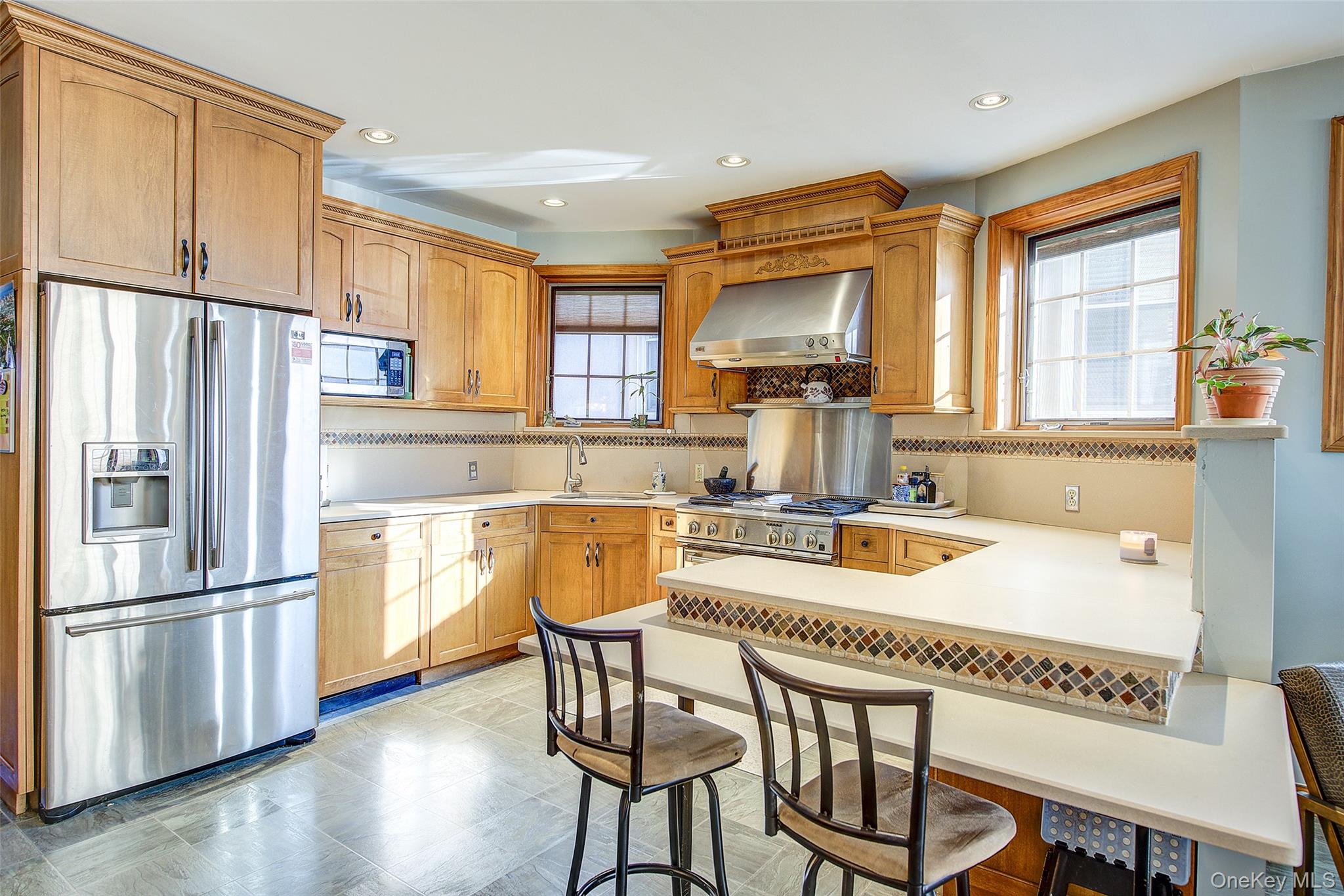 #6 photo, 66-71 74th Street, Middle Village , NY 11379