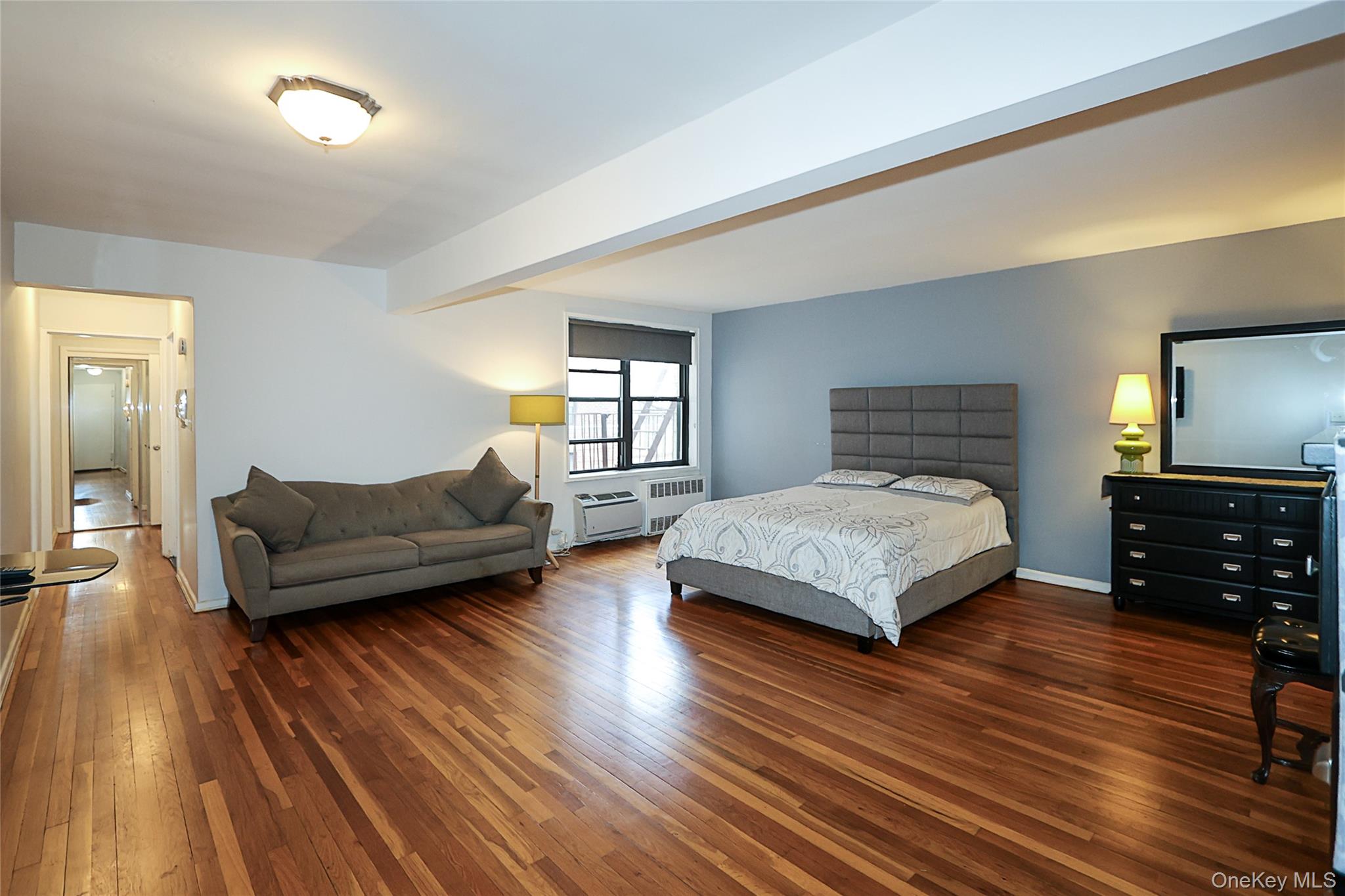 #3 photo, 226-26 Union Turnpike, कुईंस Oakland Gardens , NY 11364