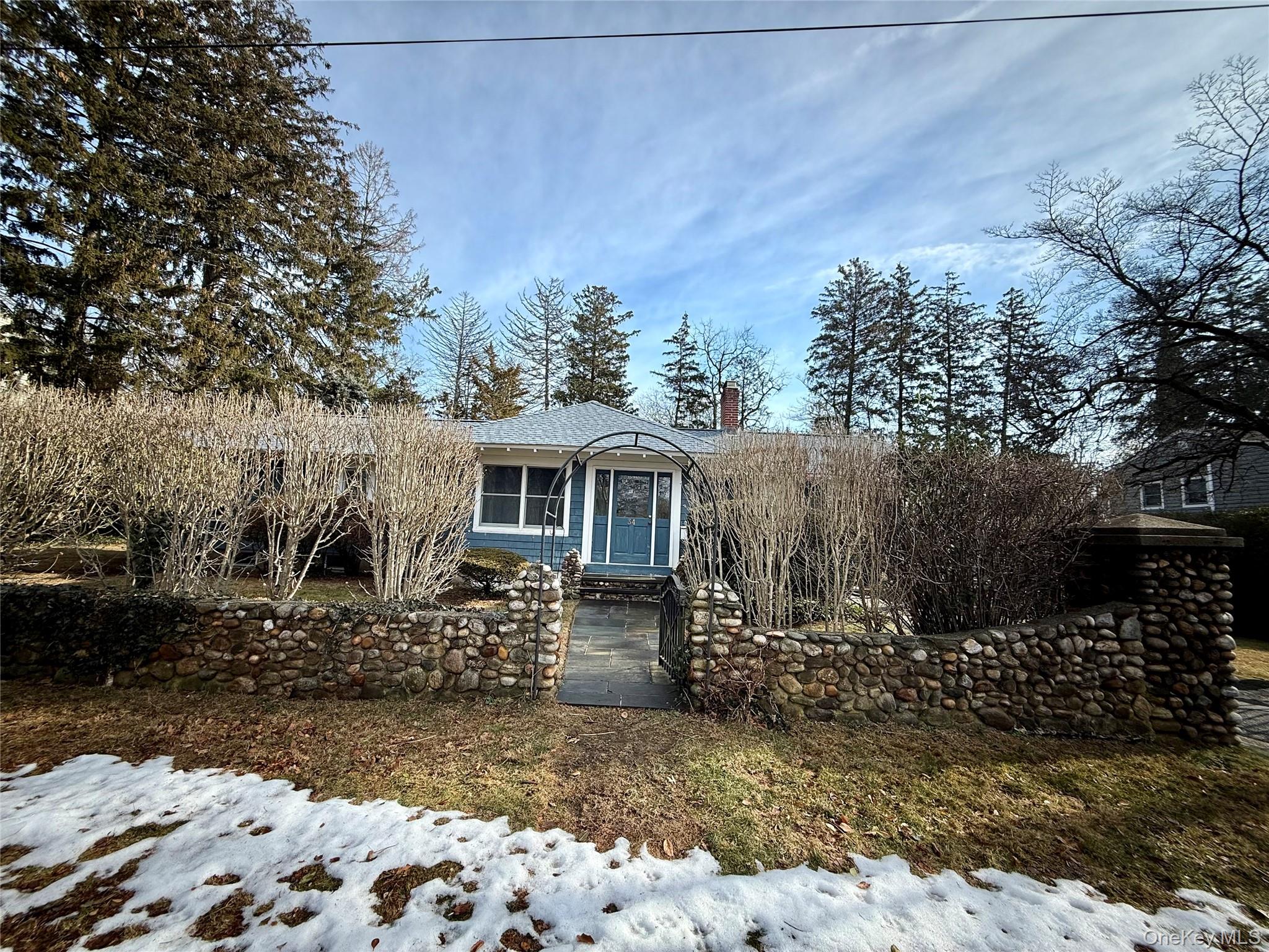 #2 photo, 34 Maple Avenue, Northport , NY 11768