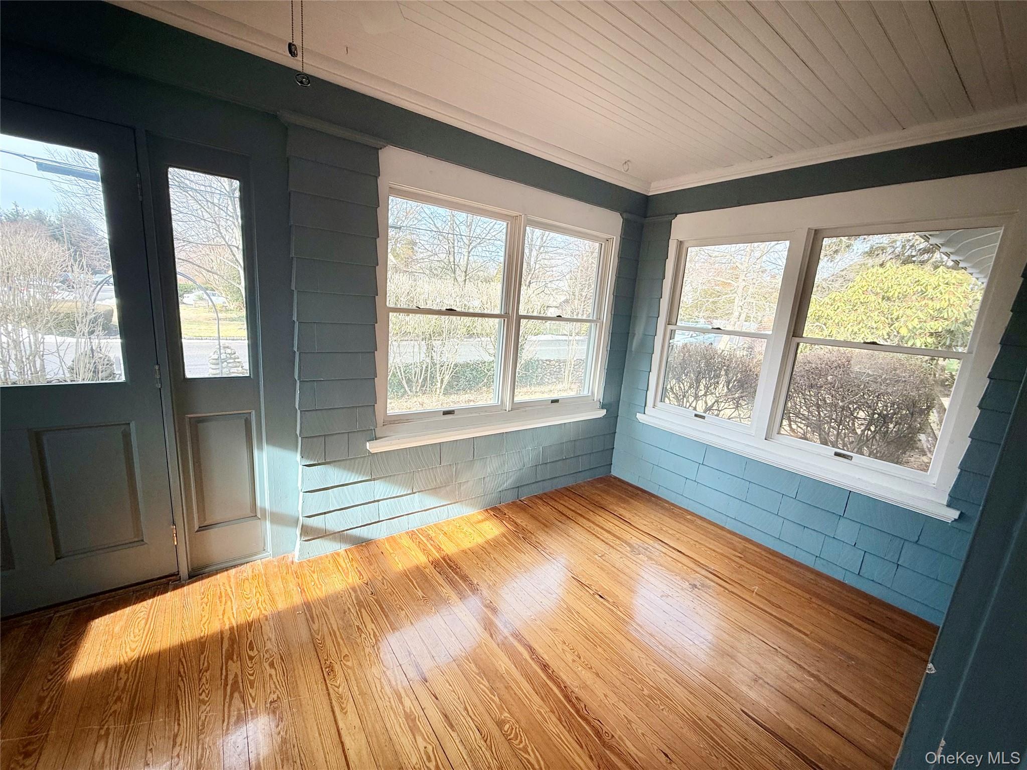 #20 photo, 34 Maple Avenue, Northport , NY 11768