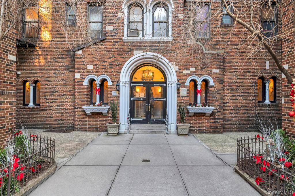 #8 photo, 4333 46th Street, קווינס Sunnyside , NY 11104