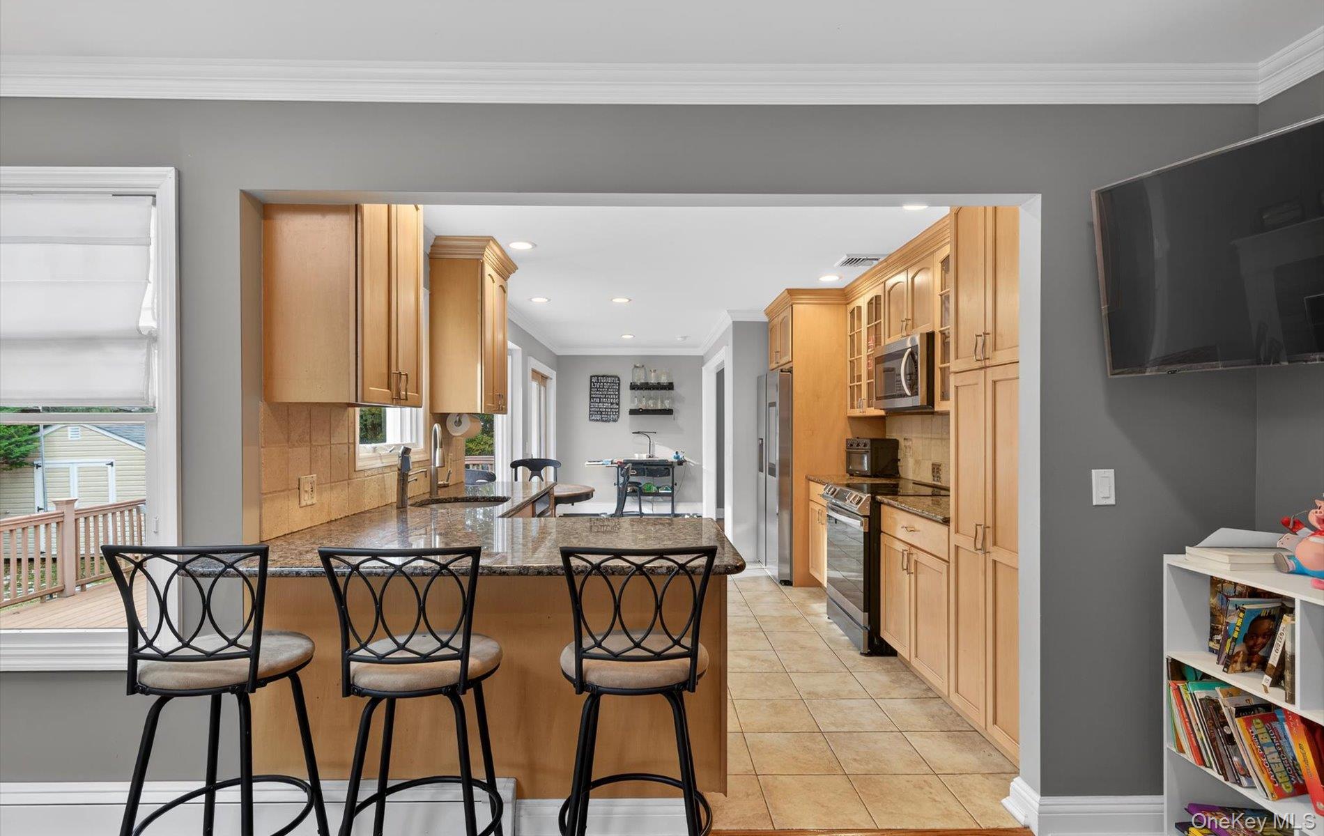 #13 photo, 18 Canterbury Lane, 東長島 Nesconset , NY 11767