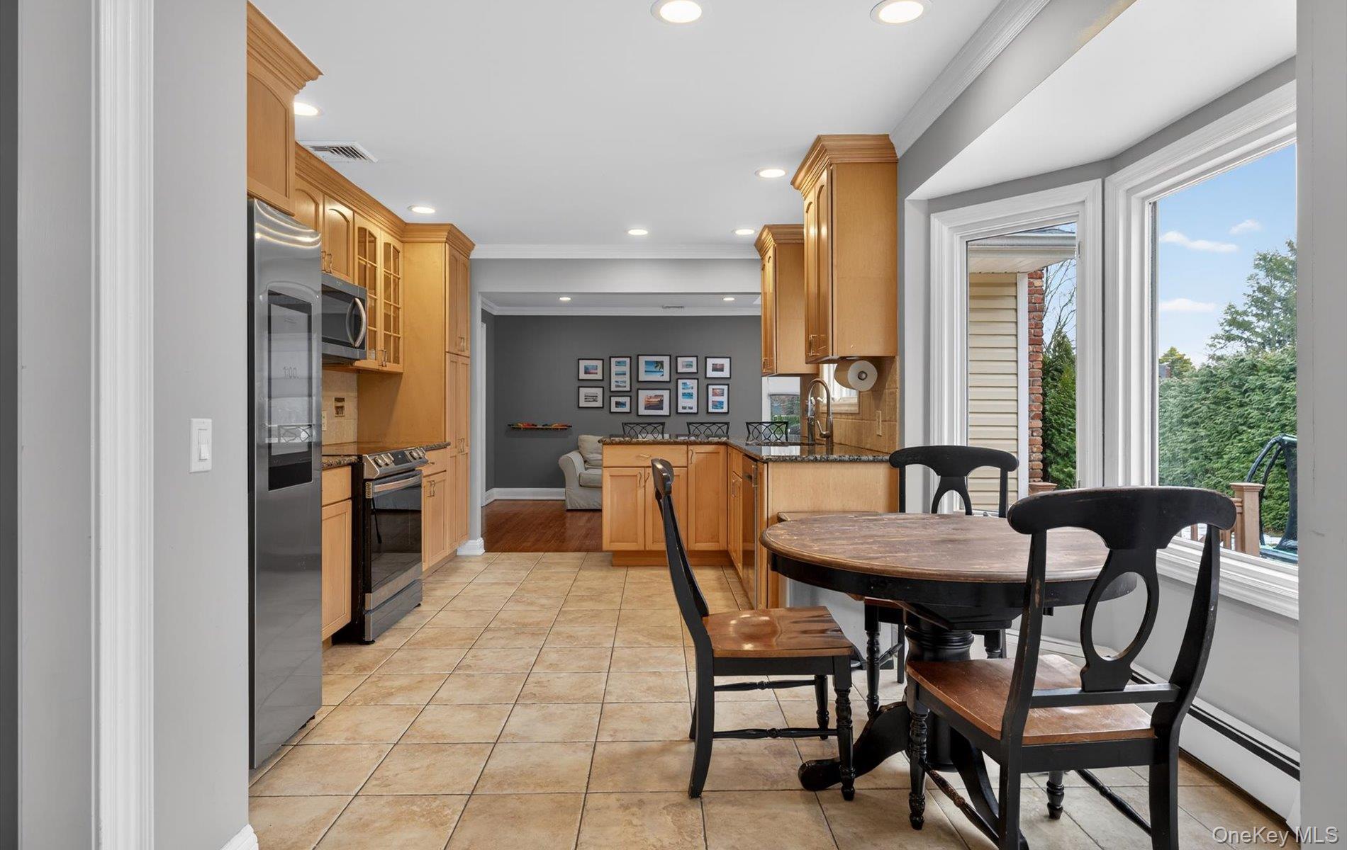 #16 photo, 18 Canterbury Lane, 東長島 Nesconset , NY 11767