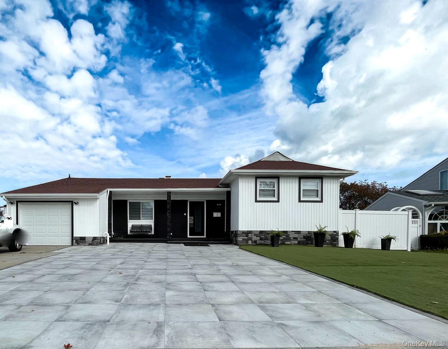 #1 photo, 1 Summer Lane, Amityville , NY 11701