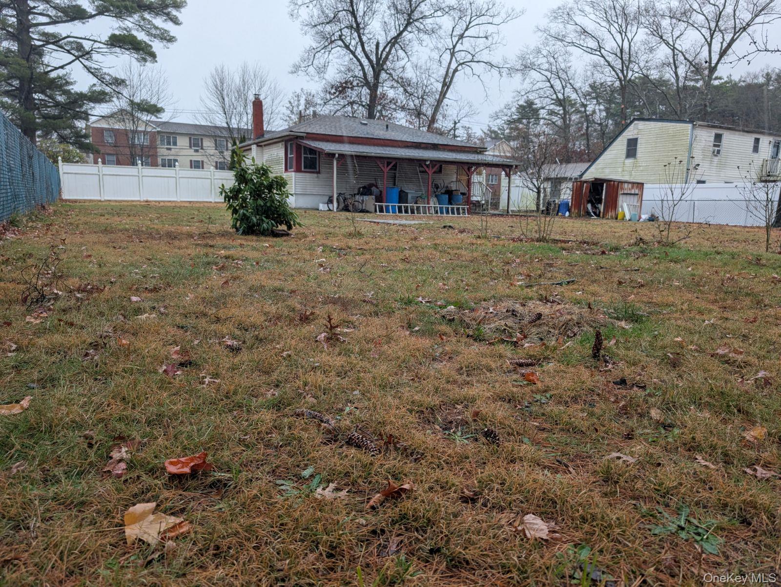 #18 photo, 132 8th Street, Brentwood , NY 11717