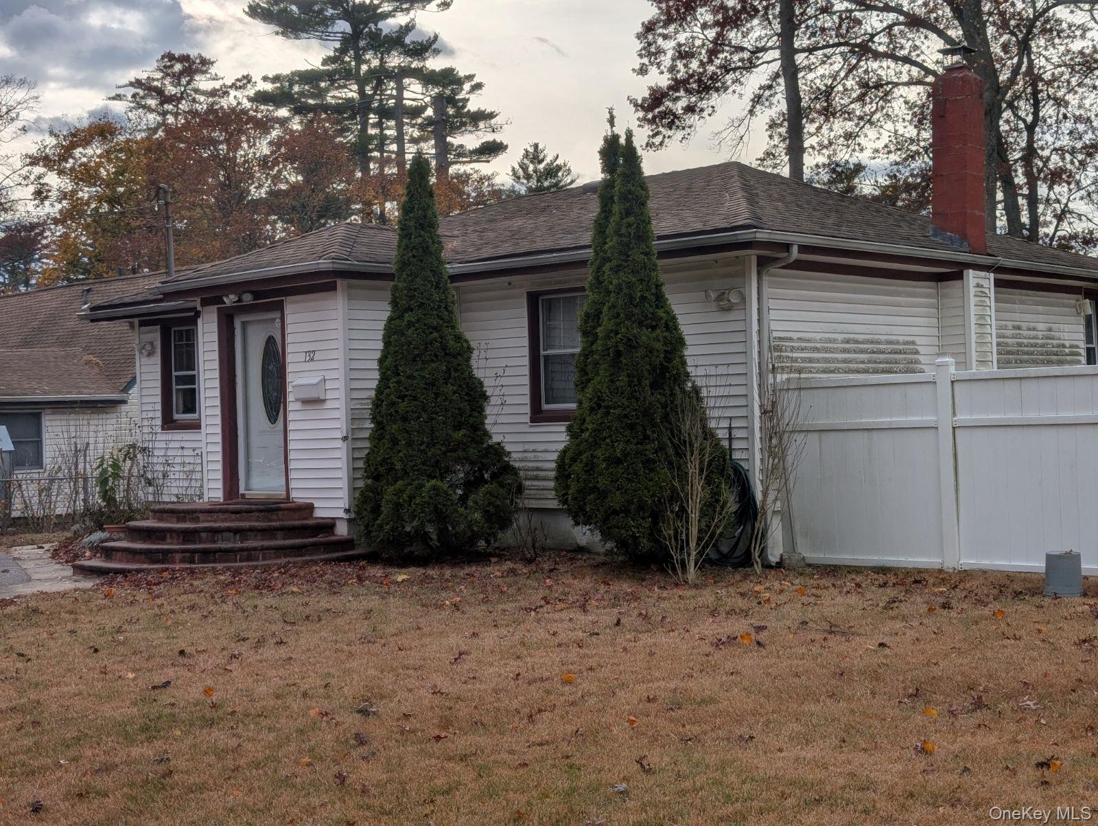 #2 photo, 132 8th Street, Brentwood , NY 11717