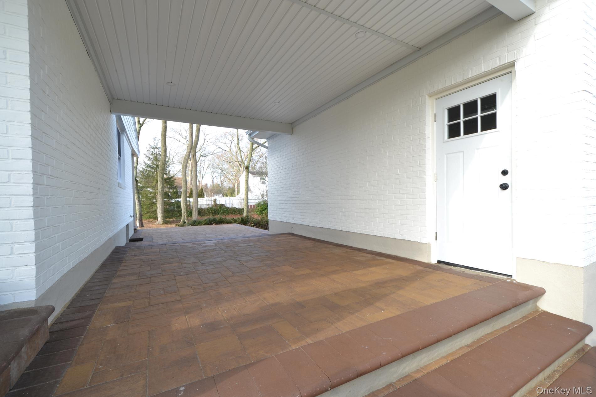 #5 photo, 188 Ralph Avenue, سوفولك Babylon , NY 11702