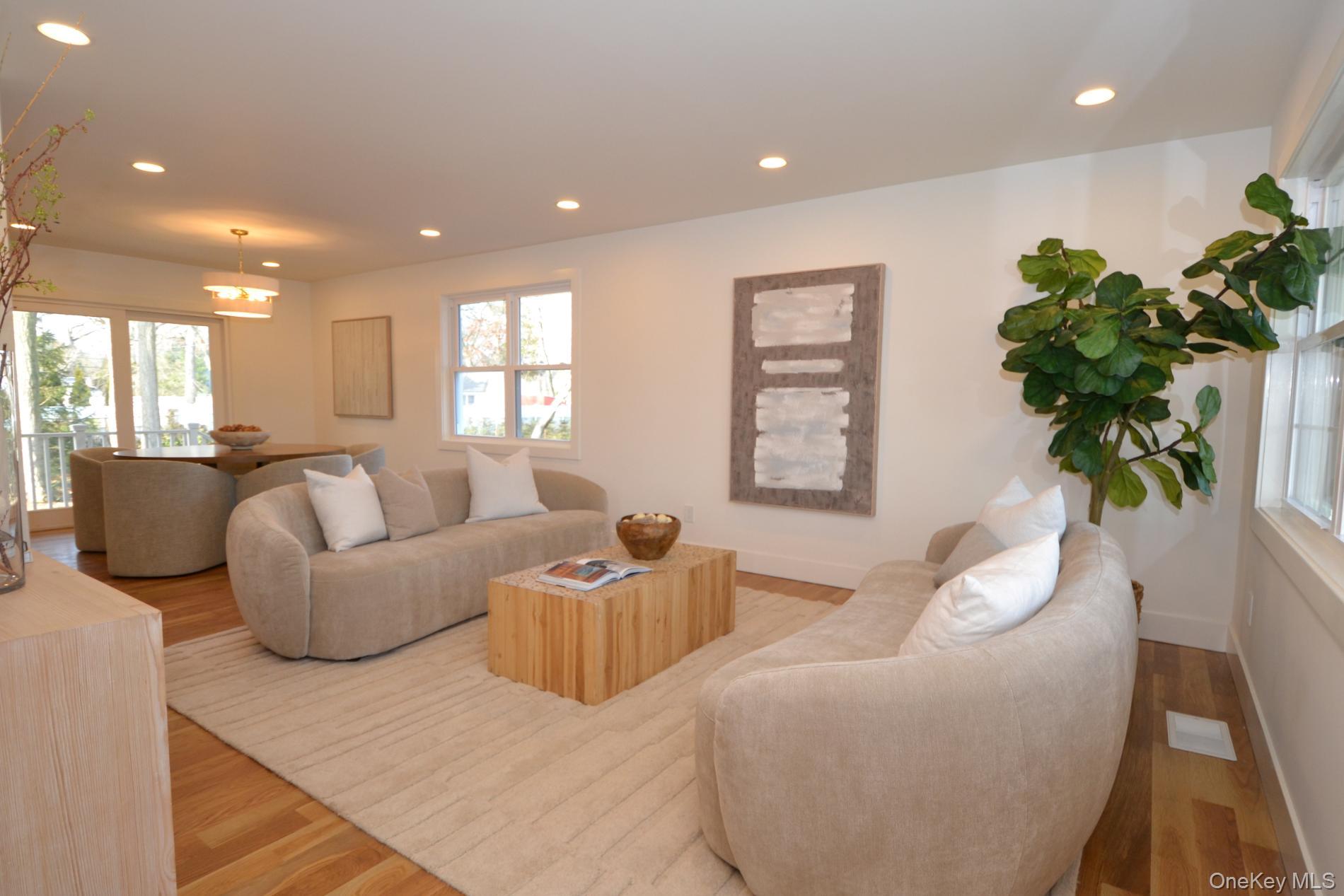 #9 photo, 188 Ralph Avenue, سوفولك Babylon , NY 11702