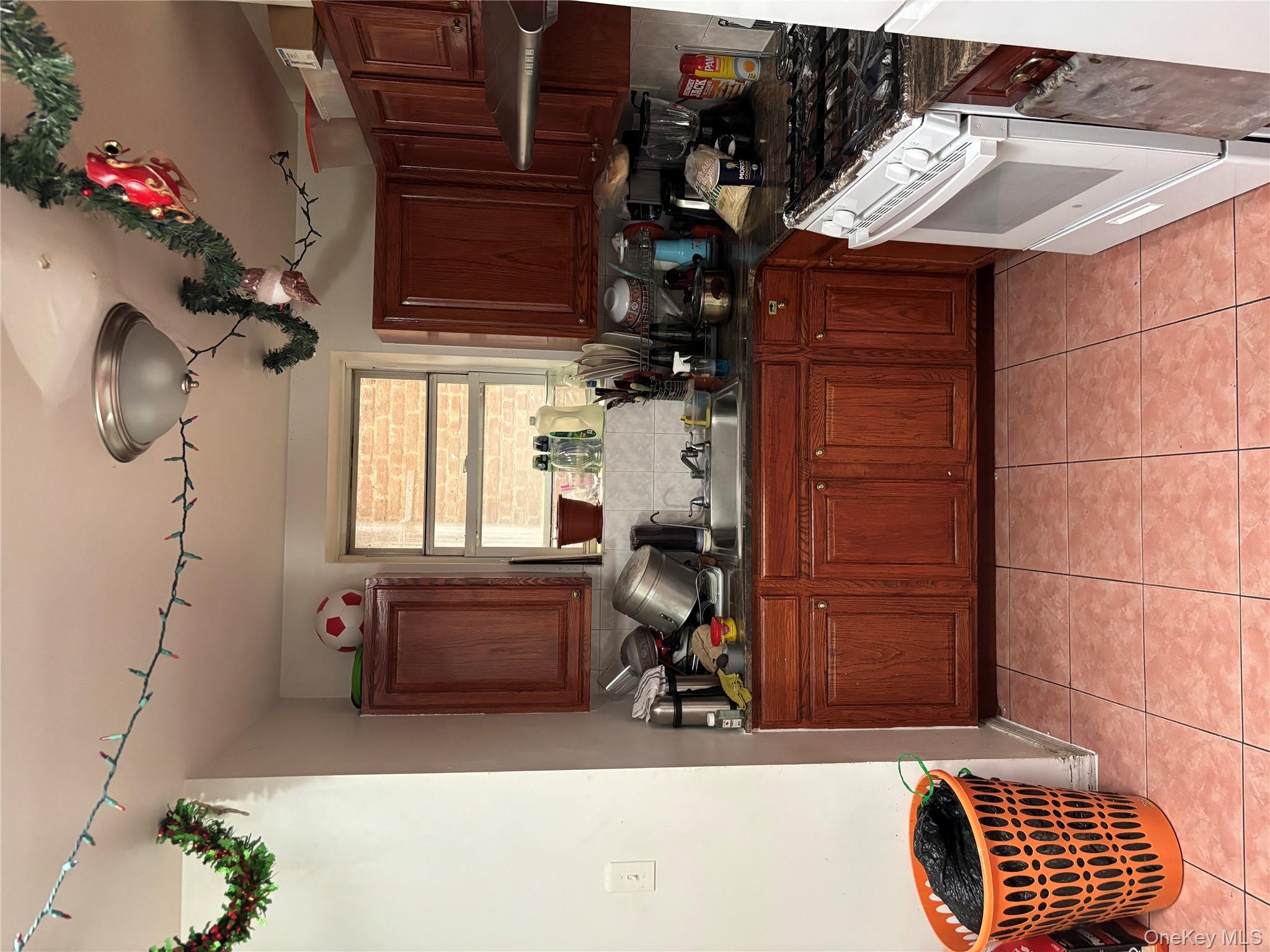 #10 photo, 9904 Northern Boulevard, קווינס Corona , NY 11368