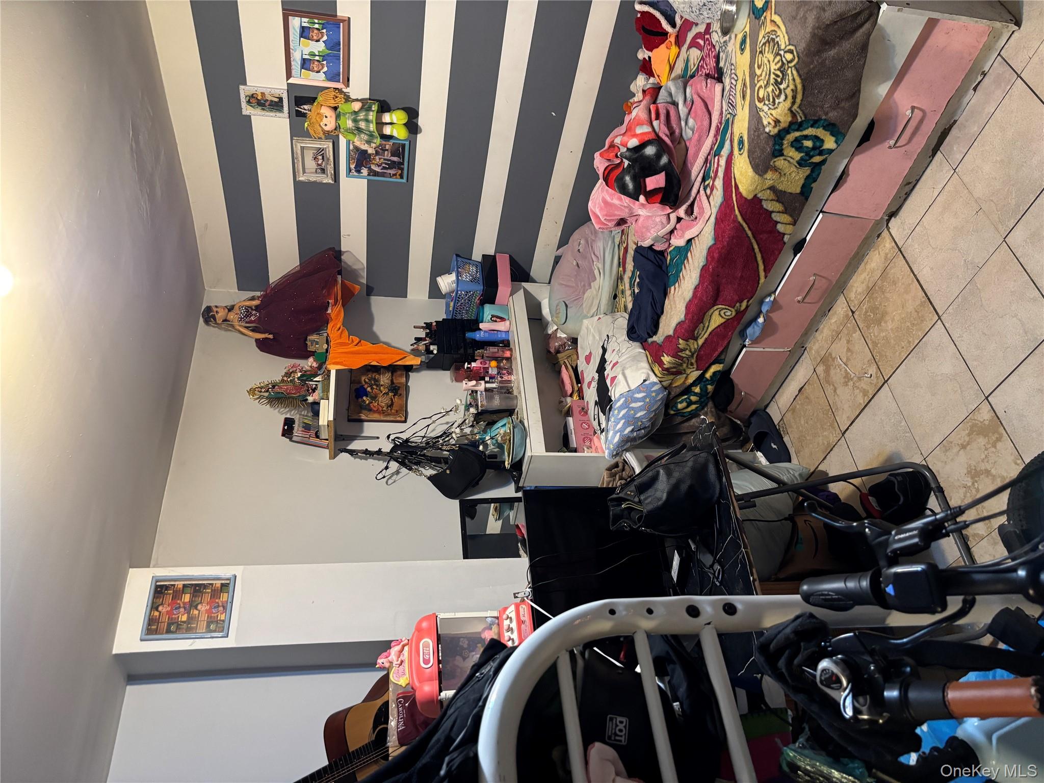 #8 photo, 9904 Northern Boulevard, קווינס Corona , NY 11368