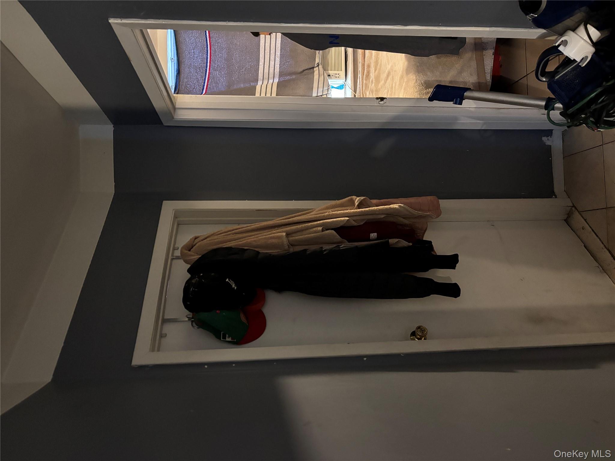 #9 photo, 9904 Northern Boulevard, קווינס Corona , NY 11368