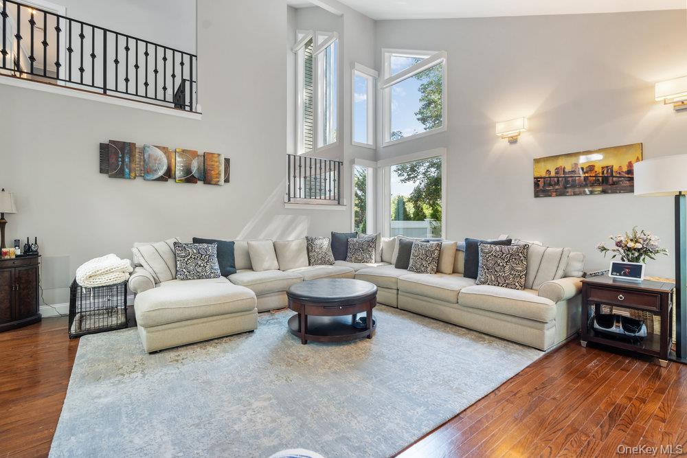 #6 photo, 5 Coon Hollow Road, Lloyd Harbor , NY 11743