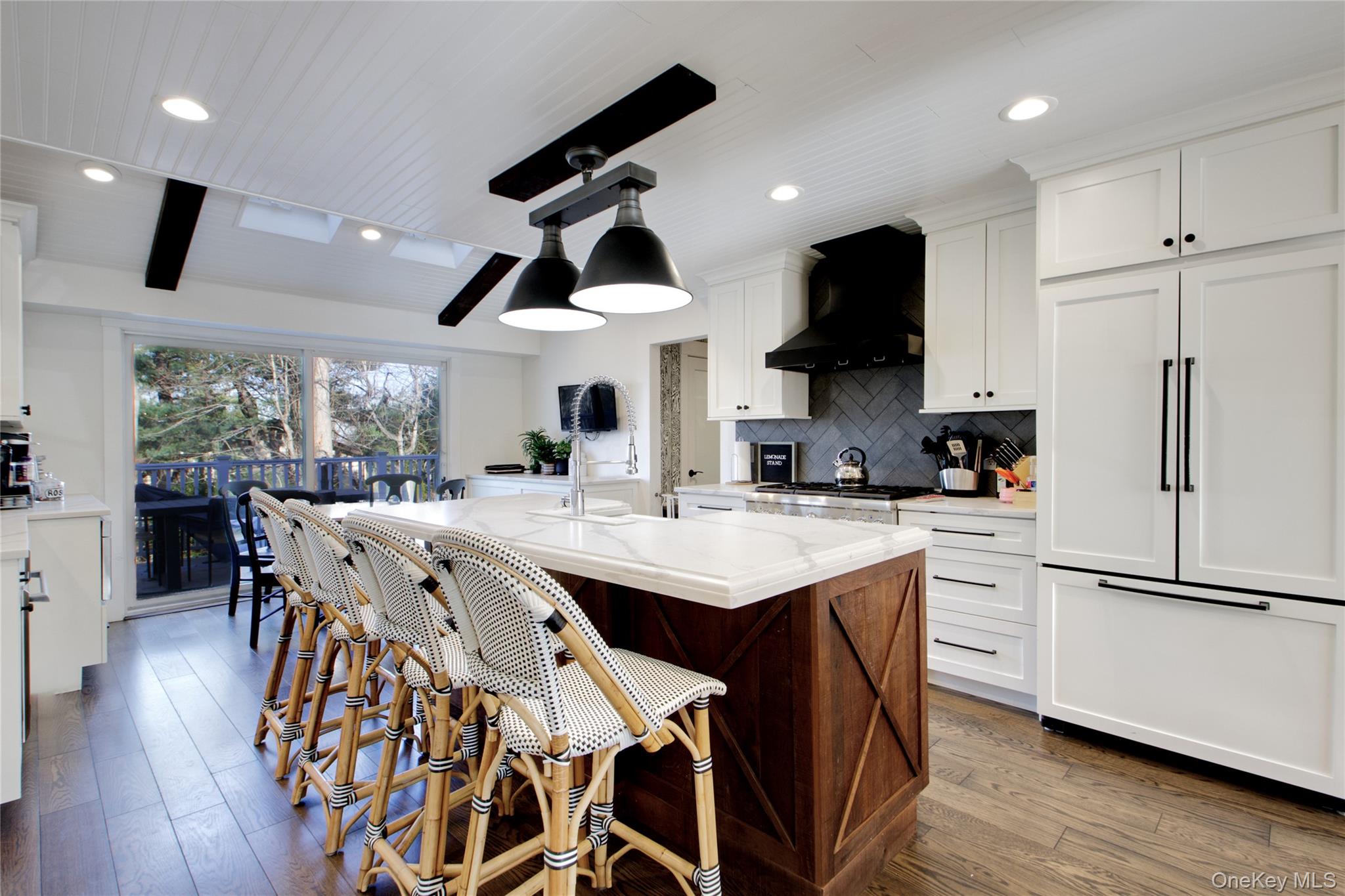 #13 photo, 220 Mimosa Drive, East Hills , NY 11576