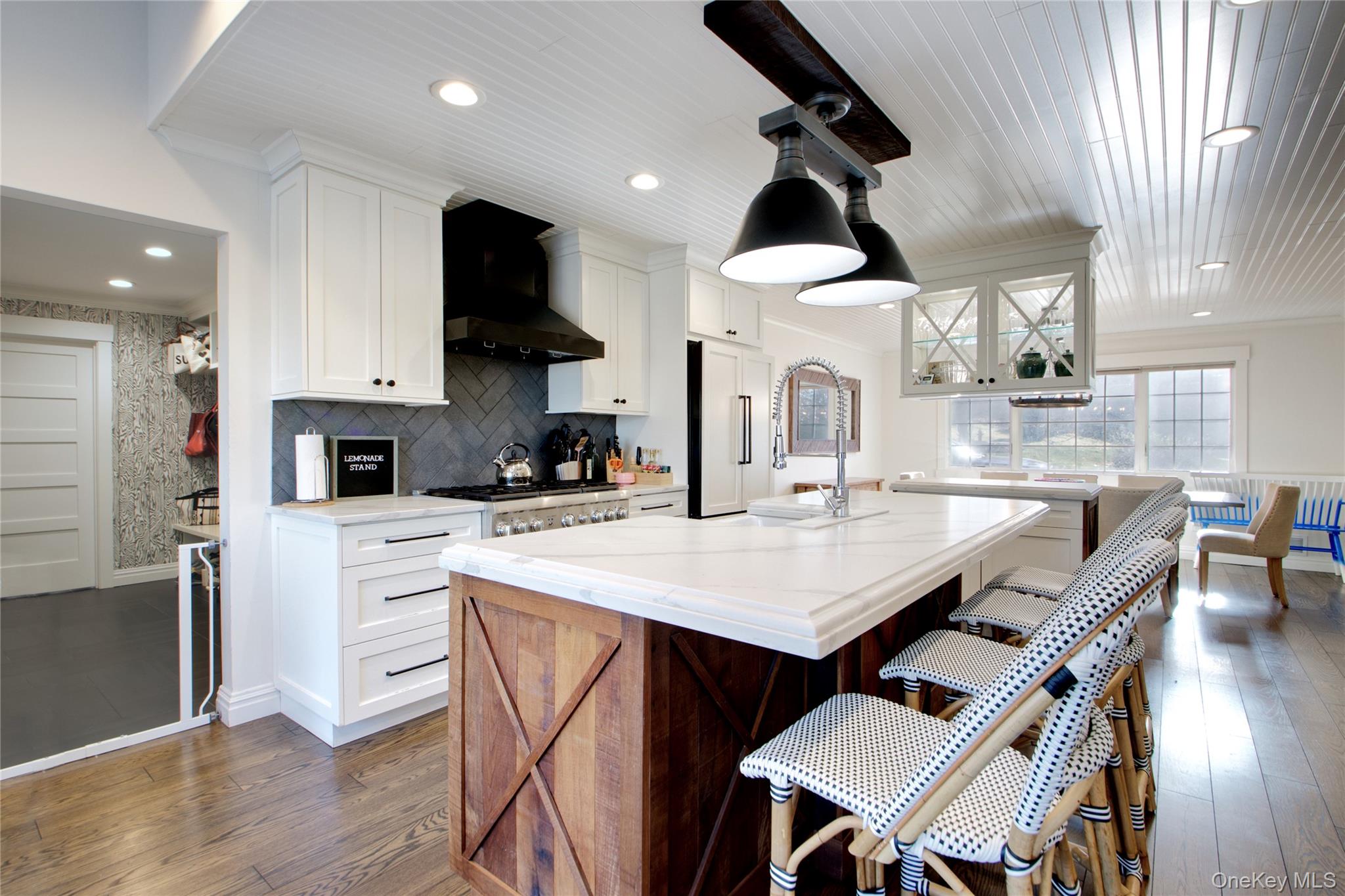 #15 photo, 220 Mimosa Drive, East Hills , NY 11576