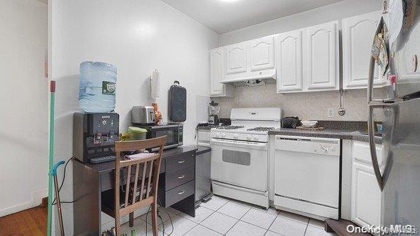 #5 photo, 104-61 42nd Avenue, Corona , NY 11368