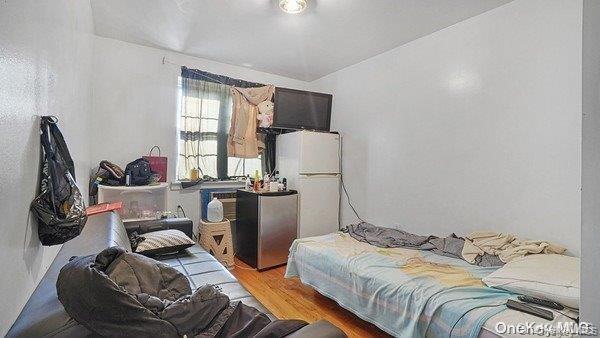 #8 photo, 104-61 42nd Avenue, Corona , NY 11368