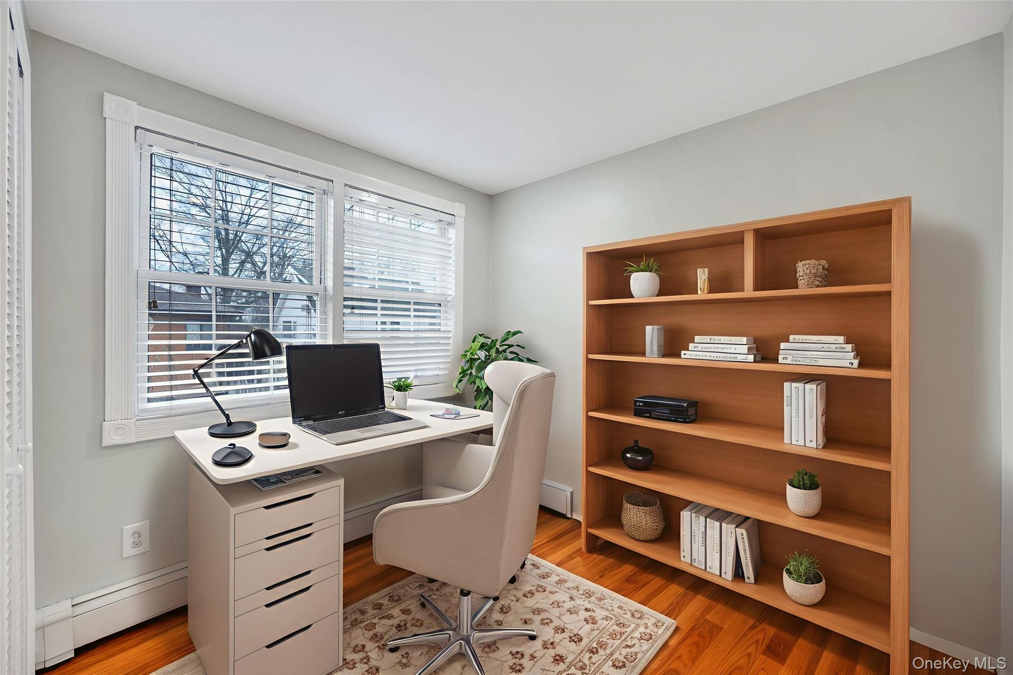 #14 photo, 2585 Oceanside Road, Нассау ‖ Oceanside , NY 11572