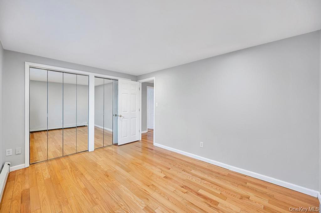 #9 photo, 2585 Oceanside Road, Нассау ‖ Oceanside , NY 11572