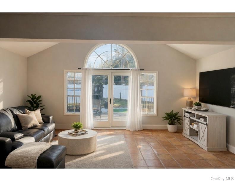 #6 photo, 65 Prince Lane, Westbury , NY 11590