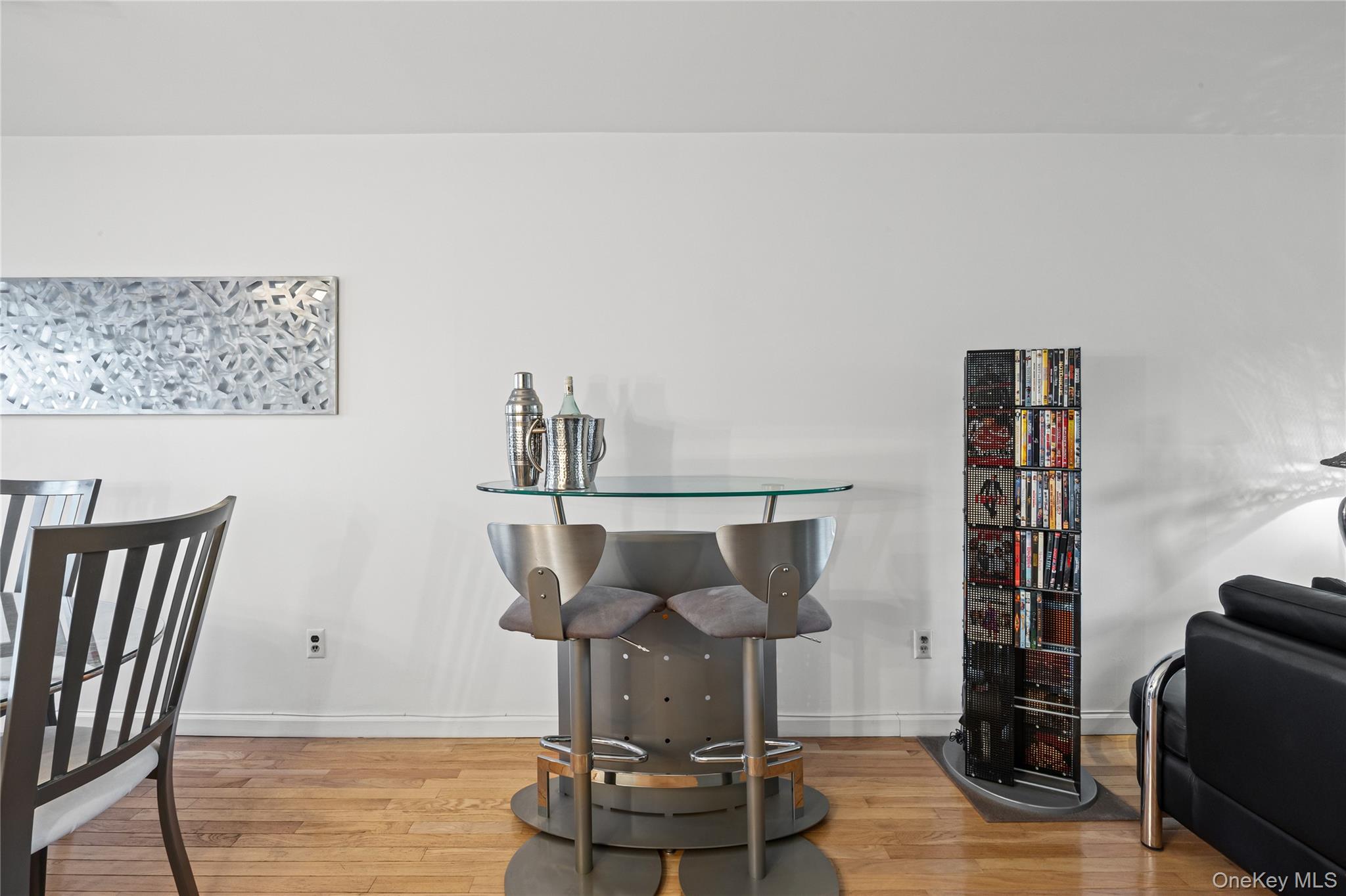 #13 photo, 2899 Grand Avenue, Baldwin , NY 11510