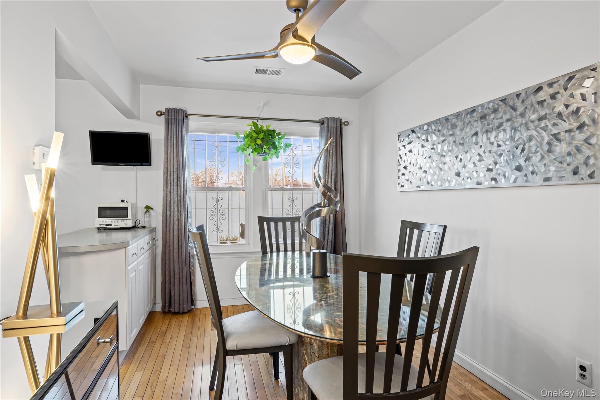 #15 photo, 2899 Grand Avenue, Baldwin , NY 11510