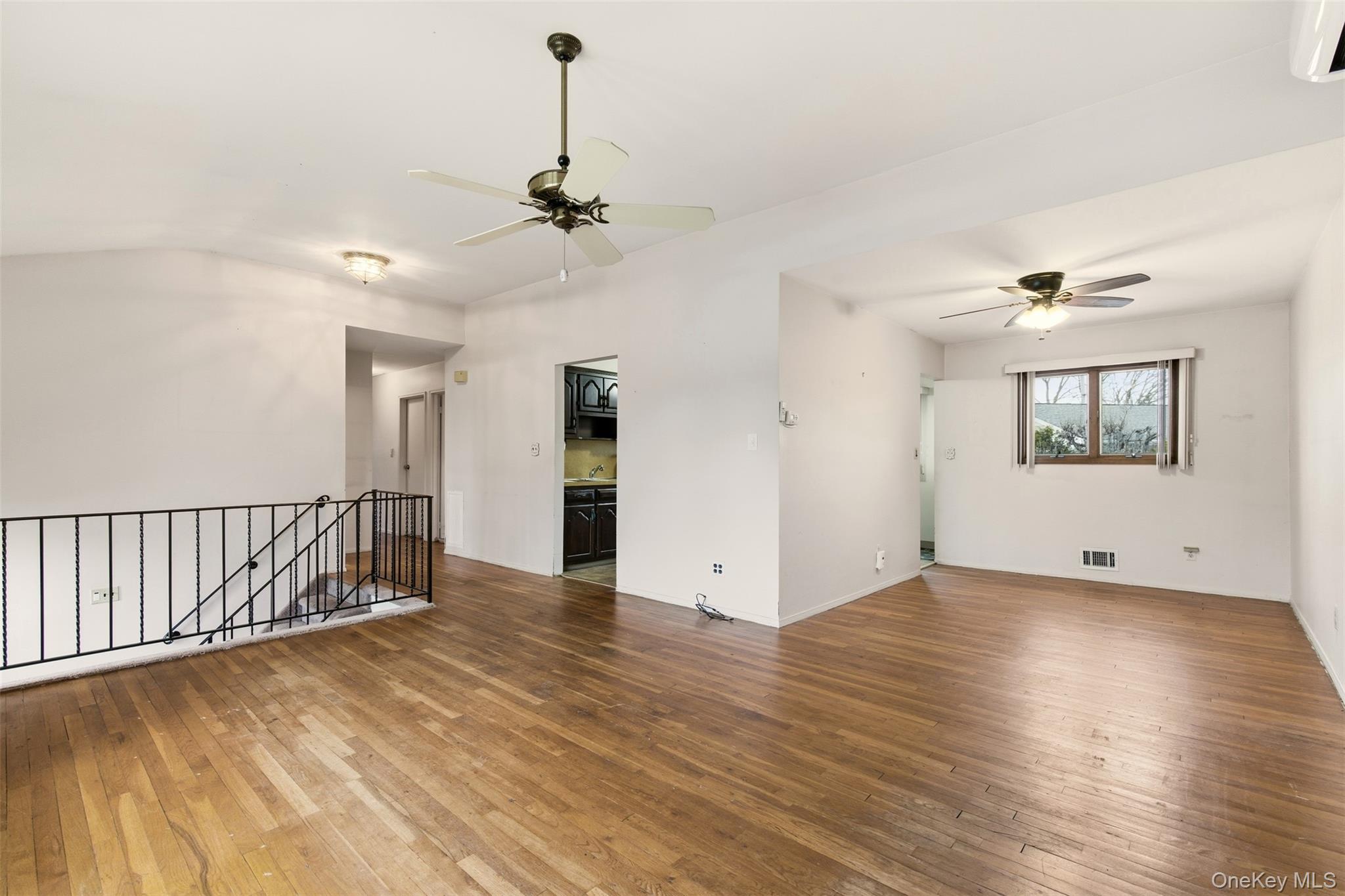 #5 photo, 53 Eastern Avenue, Deer Park , NY 11729