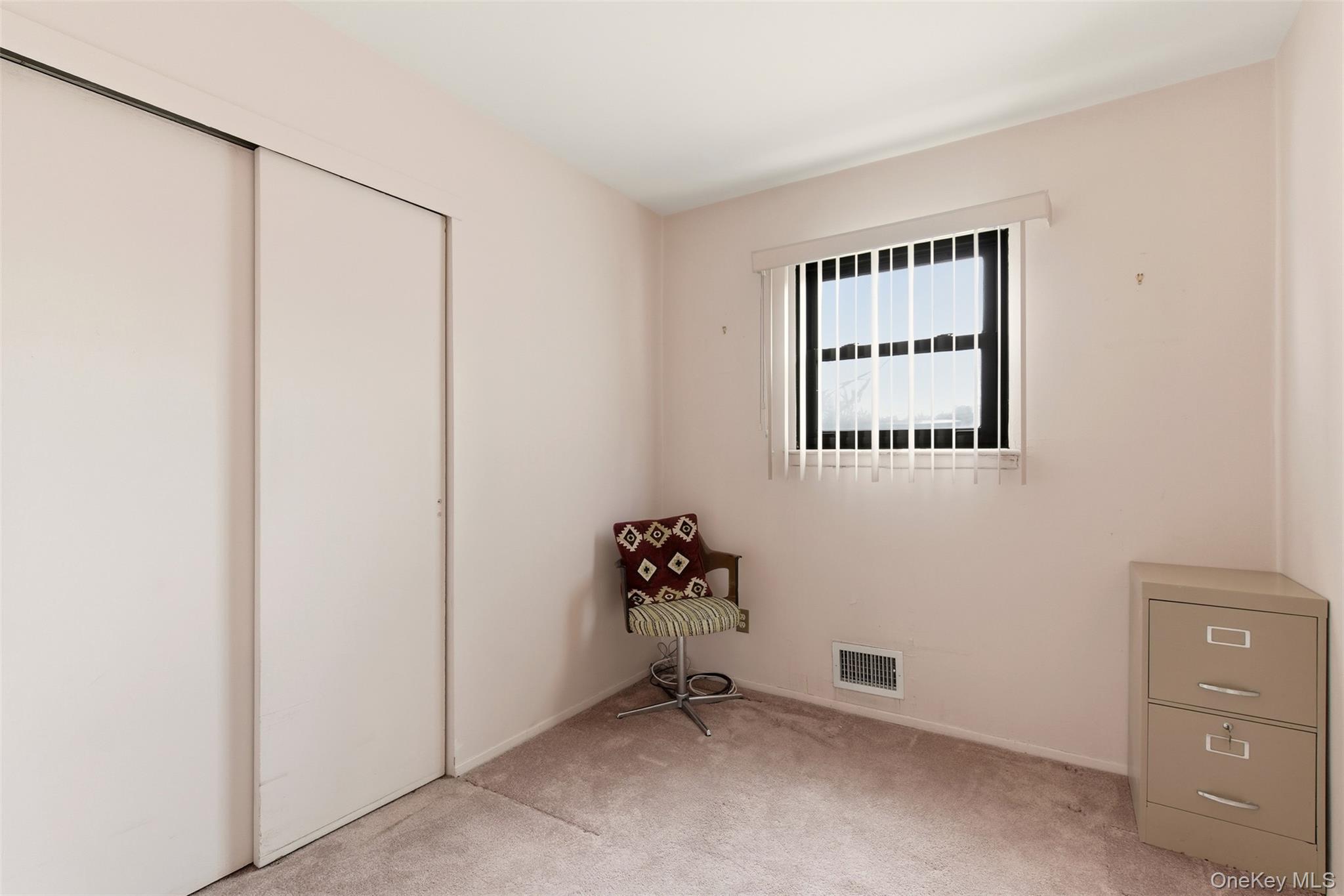 #6 photo, 53 Eastern Avenue, Deer Park , NY 11729