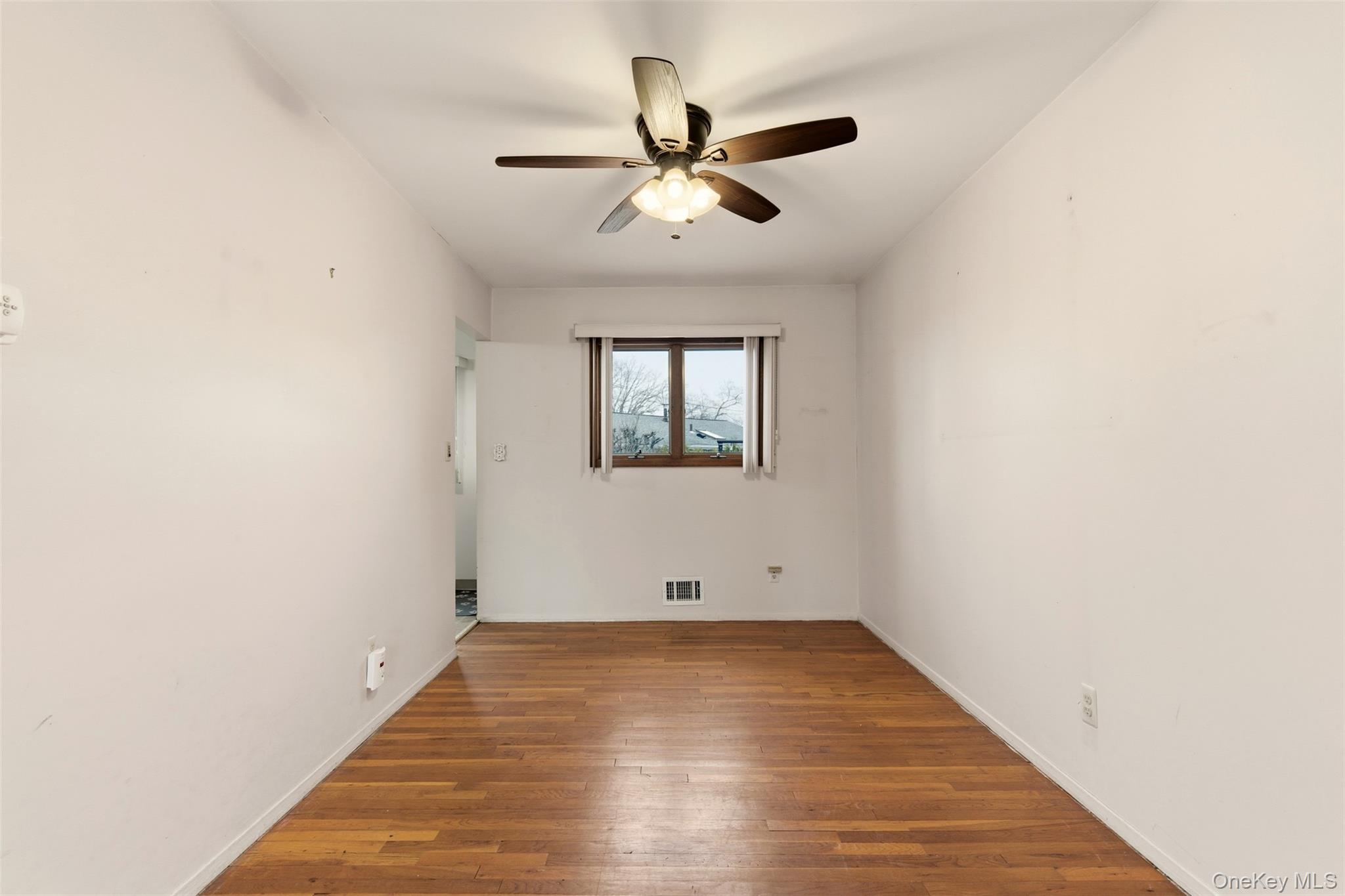 #7 photo, 53 Eastern Avenue, Deer Park , NY 11729