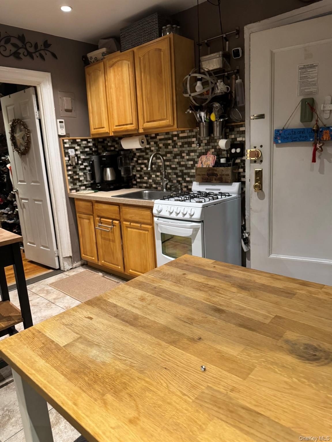 #10 photo, 83-19 116th Street, Kew Gardens , NY 11415