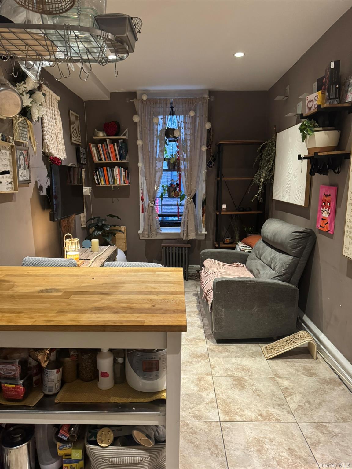 #12 photo, 83-19 116th Street, Kew Gardens , NY 11415