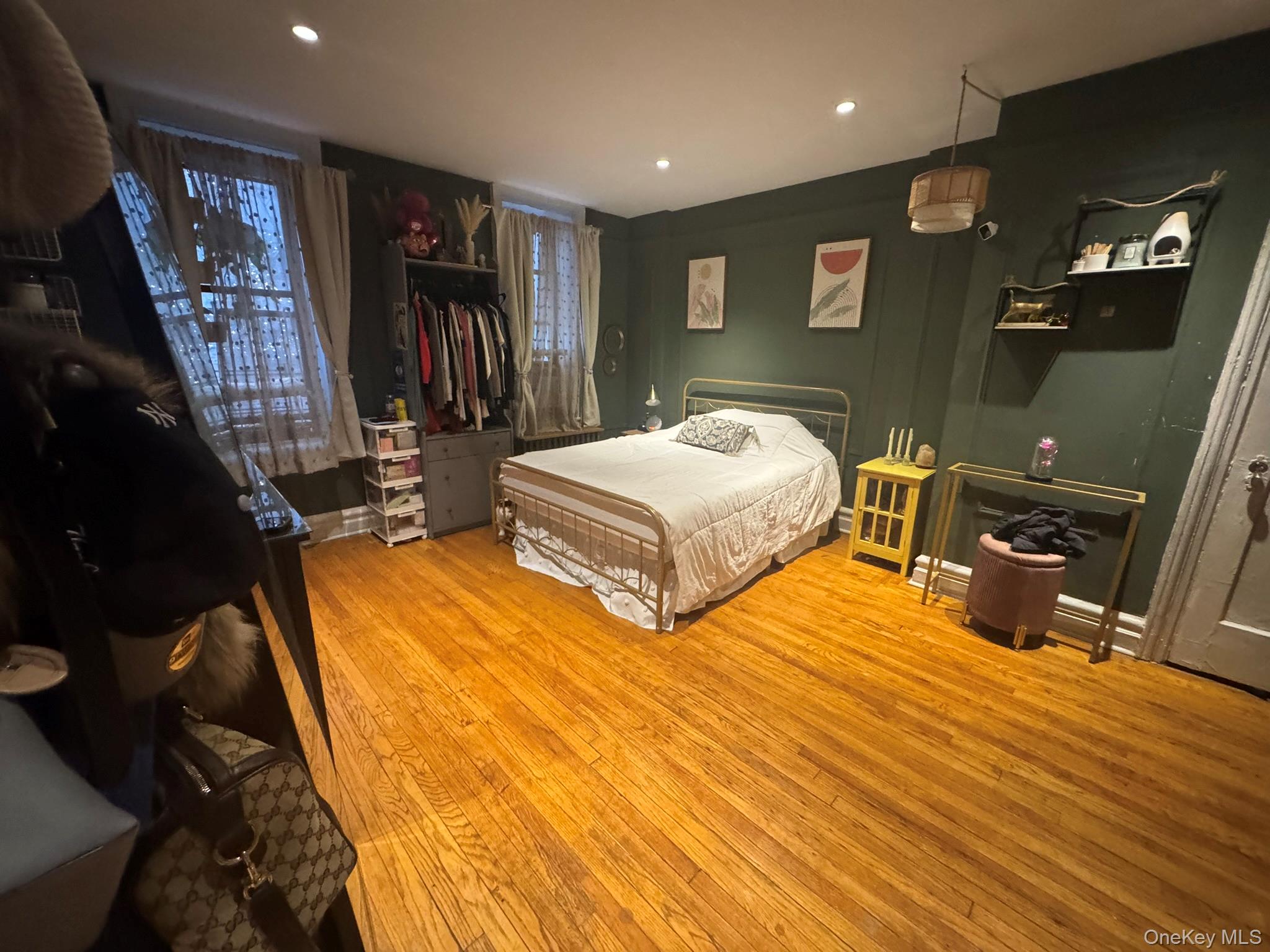 #2 photo, 83-19 116th Street, Kew Gardens , NY 11415