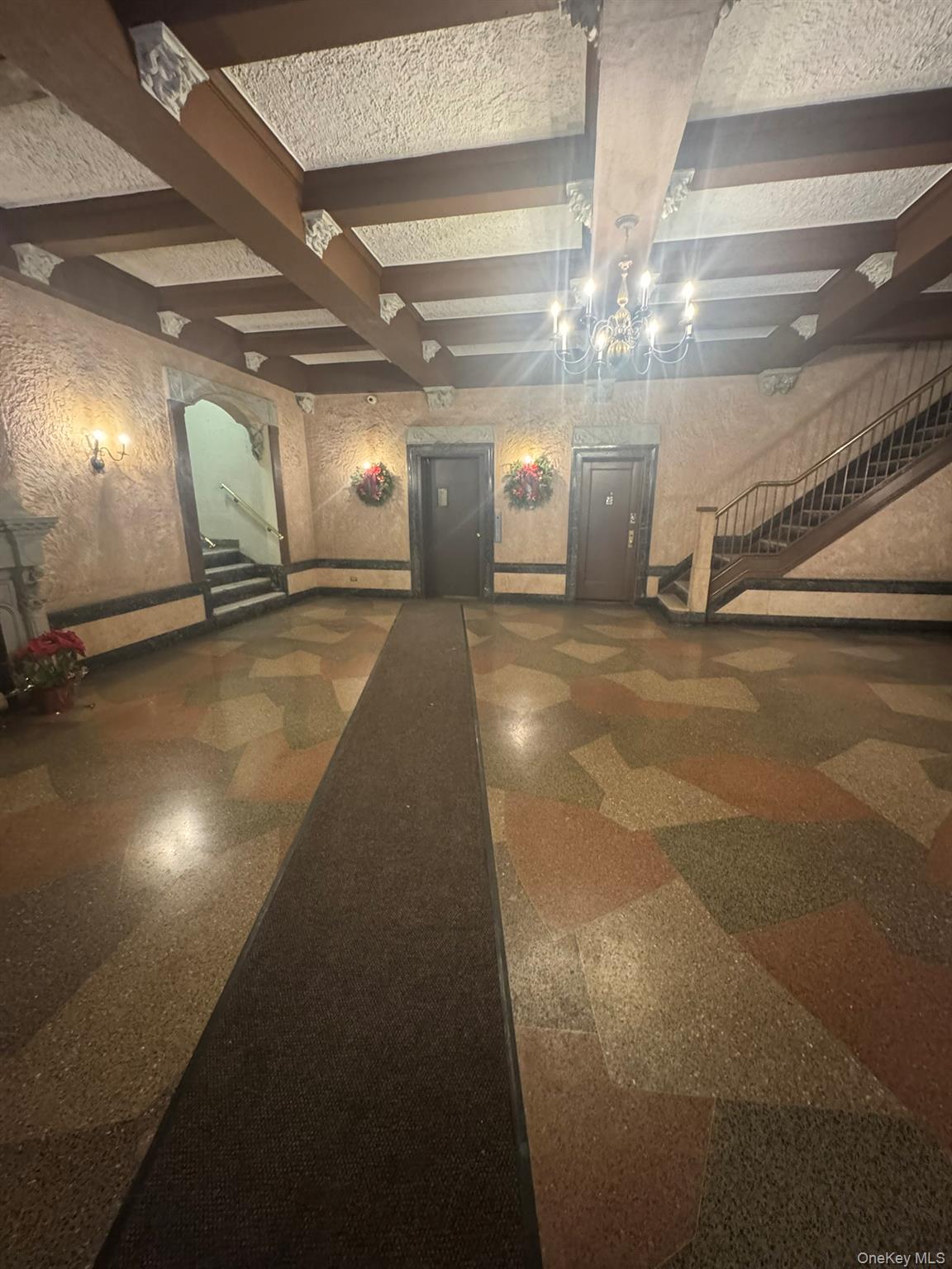 #5 photo, 83-19 116th Street, Kew Gardens , NY 11415